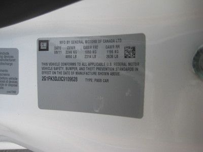 Garage kept Warranty Low miles Convertible Smoke free Excellent condition, image 36