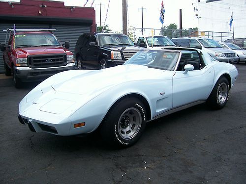 1979 chevrolet corvette base coupe 2-door 5.7l