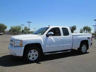 2011 4x4 4wd white v8 leather automatic miles:23k certified