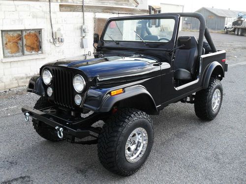 1978 black cj7 show jeep 4x4 v8 304