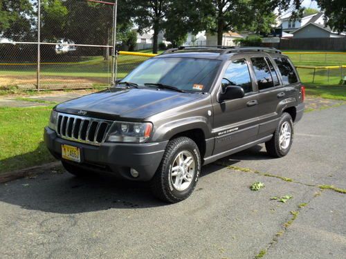 2004 grand cherokee laredo 6 cyl