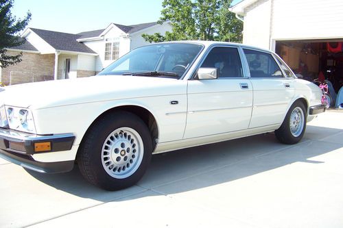 1988 jaguar xj6 base sedan beautiful condition 54000 miles no reserve!!! xj 6