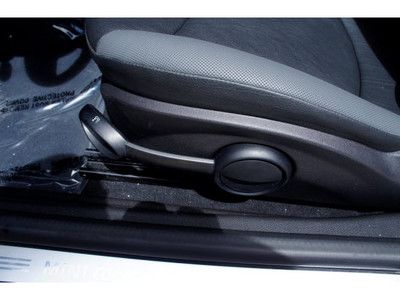 PANO ROOF AUTOMATIC VINYL INTERIOR FRESHLY SERVICED, US $16,777.00, image 10