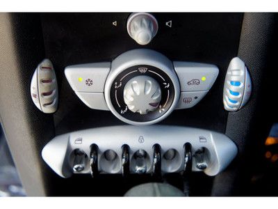 PANO ROOF AUTOMATIC VINYL INTERIOR FRESHLY SERVICED, US $16,777.00, image 13