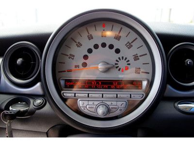 PANO ROOF AUTOMATIC VINYL INTERIOR FRESHLY SERVICED, US $16,777.00, image 14