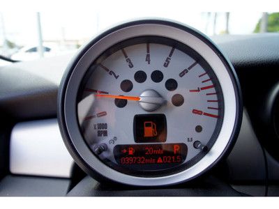 PANO ROOF AUTOMATIC VINYL INTERIOR FRESHLY SERVICED, US $16,777.00, image 16