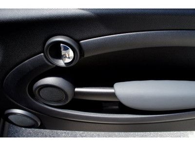 PANO ROOF AUTOMATIC VINYL INTERIOR FRESHLY SERVICED, US $16,777.00, image 31