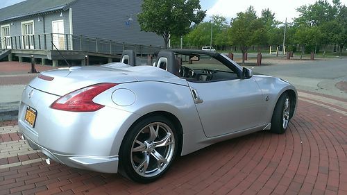 2010 convertible roadster sport with upgraded exhaust, body kit and wrap, US $32,500.00, image 16
