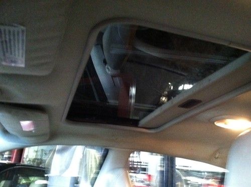 2000 Chevrolet Malibu LS Sedan 4-Door 3.1L, image 5