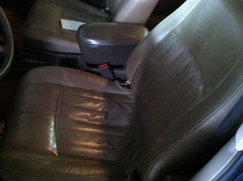 2000 Chevrolet Malibu LS Sedan 4-Door 3.1L, image 7