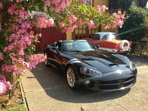 2004 dodge viper convertible *31,000 miles*california car*mint!!!