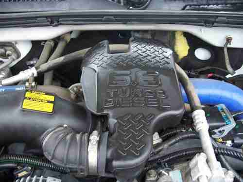 2004 GMC Truck Duramax Diesel 3500 with Service Bed. 4 wheel drive.  LOW MILES, image 10