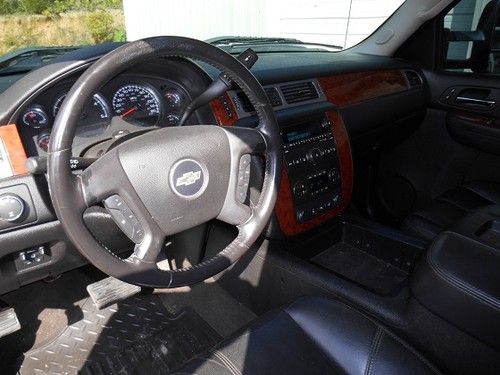 LTZ, Duramax Diesel, Heated Leather, Crew Cab, 4x4, Salvage Repairable, US $17,900.00, image 13