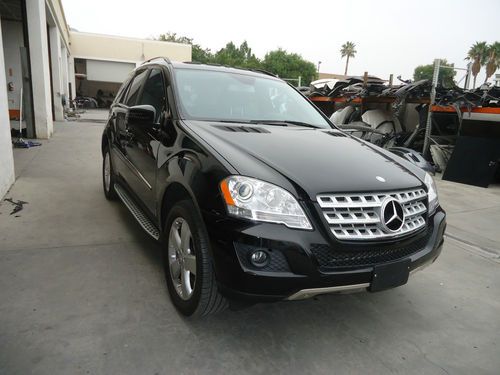 Mercedes benz  2011 ml 350 suv black