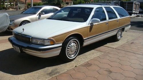1995 buick roadmaster estate wagon very well maintained low miles