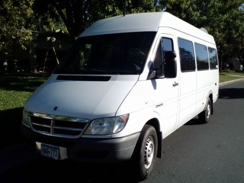 2006 dodge sprinter 2500 long tall 10 pass van 3-door 2.7l rear air extra heat