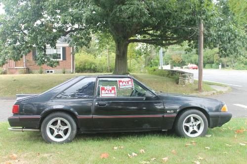 1988 ford mustang lx hatchback 2-door 5.0l