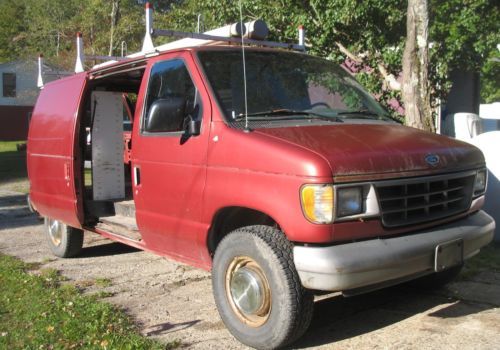 1996 ford econoline 250 work van shelves no reserve!