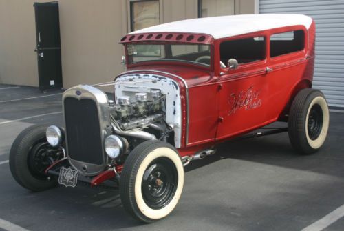 Restored vintage 1930 ford model a sedan hot rod  30 w/ 32 dash not rat rod