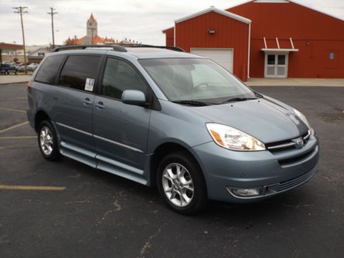 2005 toyota sienna xle limited wheel chair ramp van heated leather tv loaded!!!