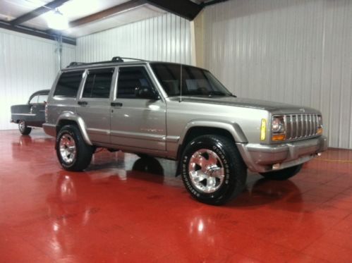 2000 jeep cherokee limited 4x4 4.0l 6 cylinder *like new*