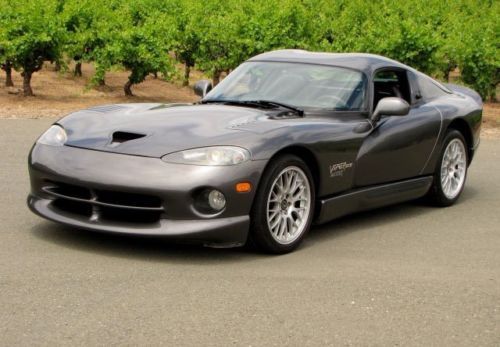 2002 dodge viper acr coupe 2-door 8.0l graphite grey