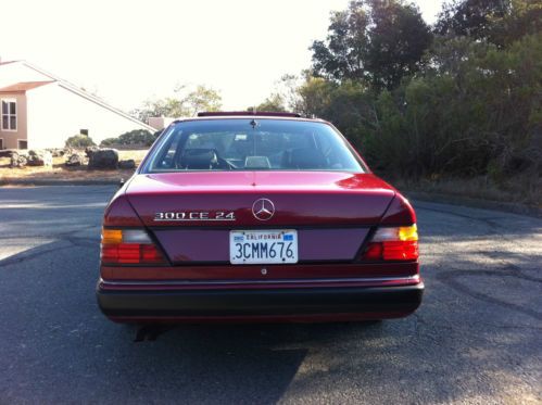 1991 Mercedes-Benz 300CE.24 Base Coupe 2-Door 3.0L, image 11