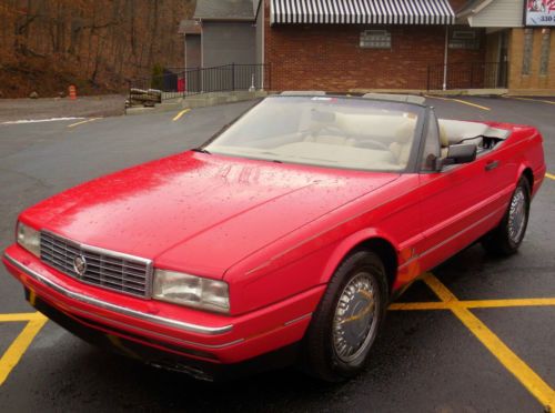 Gorgeous Red Convertible!.....Low Miles!!!.....No Reserve!!!!, image 2