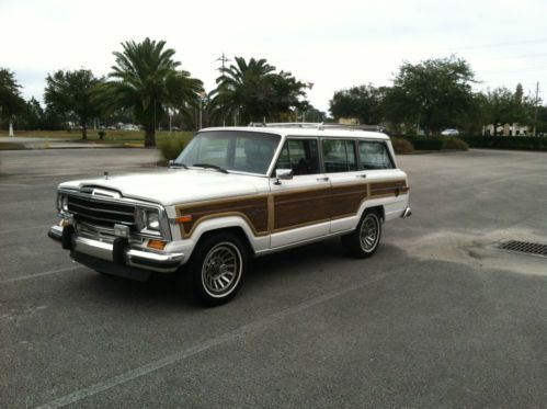 1988 jeep grand wagoneer 4x4 sport utility 4-door 5.9l      ***no reserve***