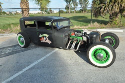 1928 ford model a -  2 door sedan - hot rod rat rod -1928,1930,1931