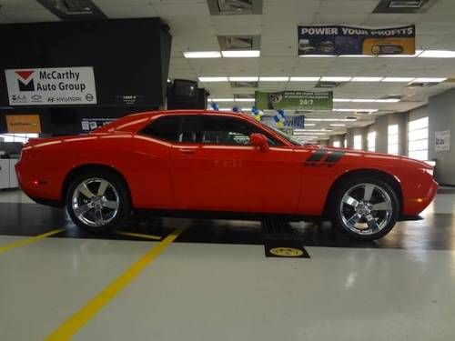 Dodge challenger r/t hemi  8000 low miles red perfect in every way 1 owner  nice