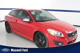 12 volvo c30 manual transmission, comfortable leather seats, sunroof, we finance