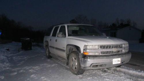 2000 chevy suburban 1500 4wd