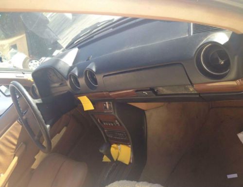 Mercedes-Benz 300D Turbo Diesel 1985, image 2