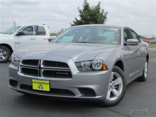 2014 se new 3.6l v6 24v automatic rwd sedan