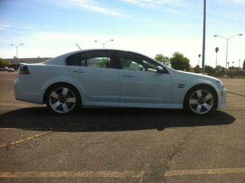 2009 pontiac g8 gt sedan 4-door 6.0l