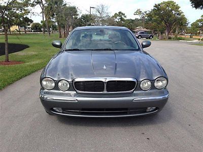 Wholesale first $6200 buys 1 owner clean carfax sharp car just serviced florida