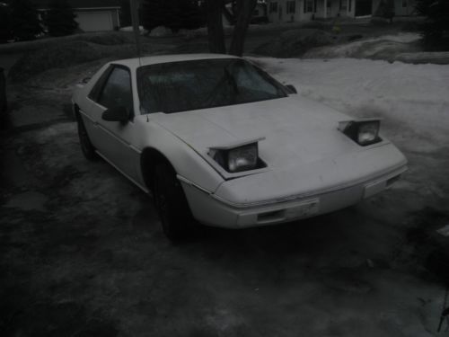 1984 fiero 2.5 pontiac