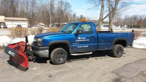 Chevy 4x4 pickup with boss 9.5 snowplow