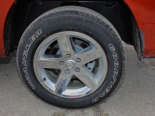 Express HEMI Leather MP3 Bed Liner Oversize Alloy Wheels Cruise Painted Bumper, image 9