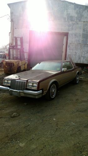 1981 buick rivera, all original 33k miles, gragre kept. runs and drives good