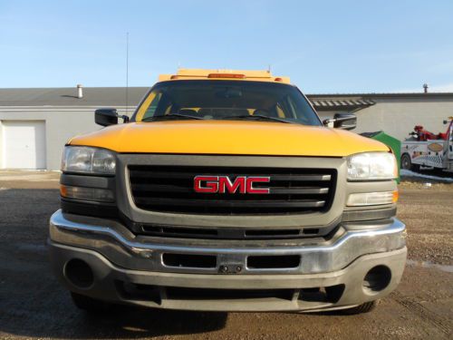 2003 gmc sierra 3500 crew cab utility truck