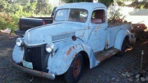 1940 ford pickup - special grill and hood