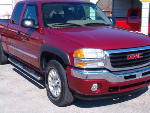 2005 gmc sierra 1500 sle extended cab pickup 4-door 5.3l