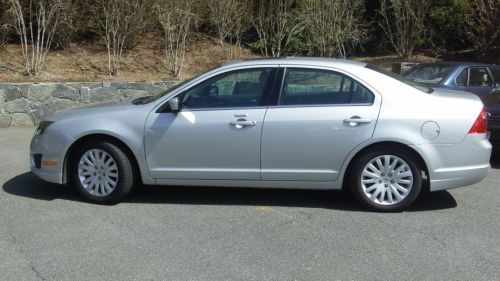 2010 ford fusion hybrid sedan 4-door 2.5l