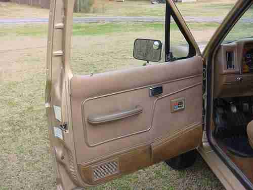 SUPER NICE 1987 FORD BRONCO 11 XLT 2 DOOR 5 SPEED 4X4 2.9L FUEL INJECTION, image 13