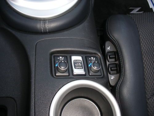 convertible sports car power top black automatic low miles, image 31