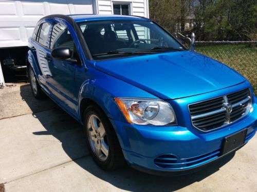 2008 dodge caliber sxt hatchback 4-door 2.0l