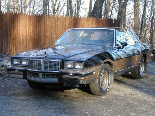 1986 pontiac grand prix v8 t-top project or parts car