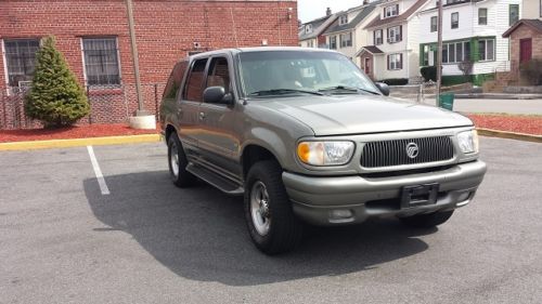 Smoke free clean must sell 4x4 high performance tow package excellent condition